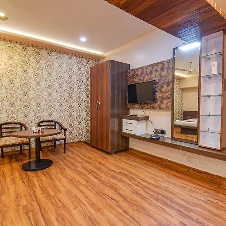 فندق Fabexpress Glory - Nr Skywalk Bridge Pimpri-Chinchwad المظهر الخارجي الصورة