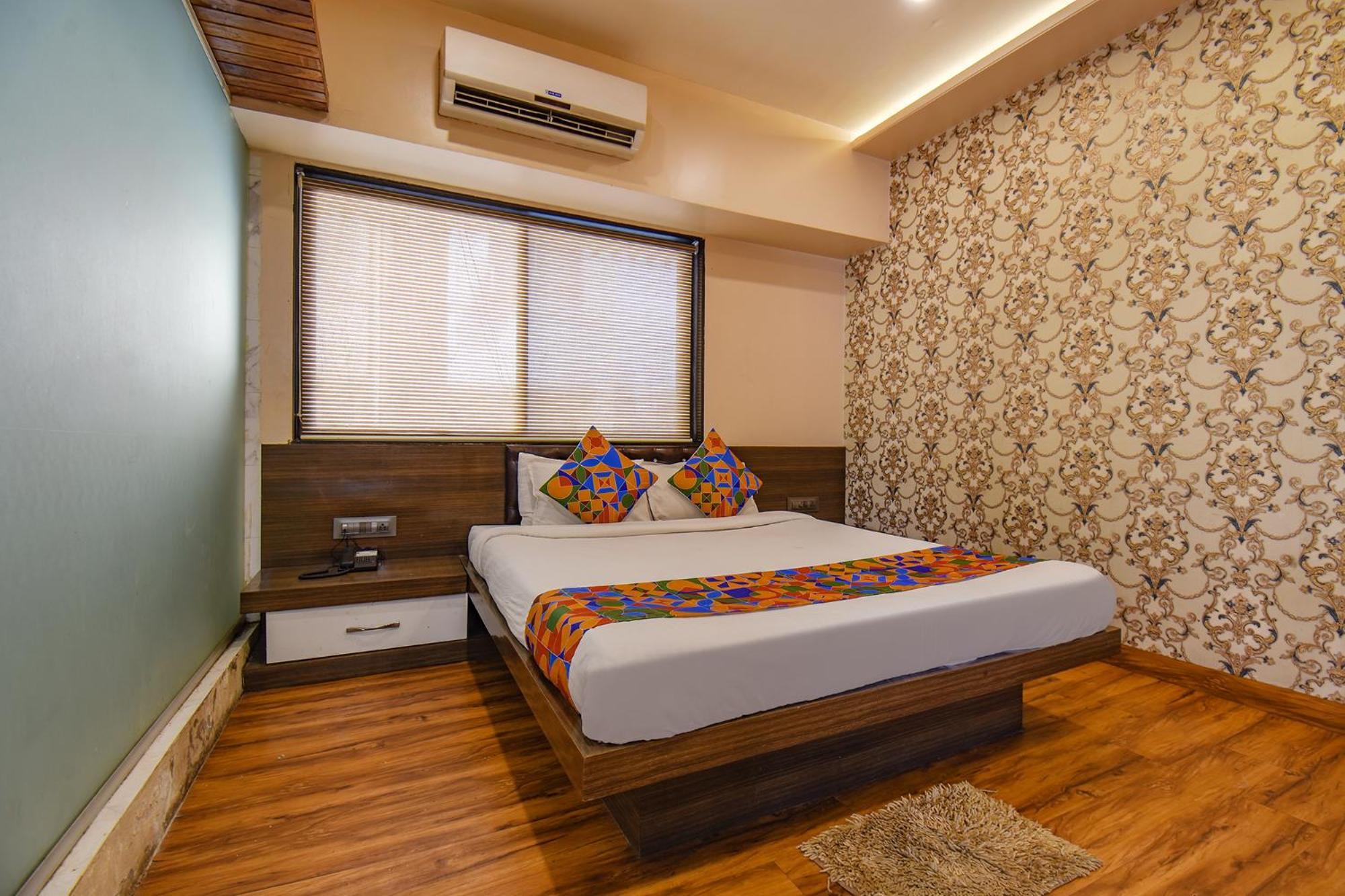 فندق Fabexpress Glory - Nr Skywalk Bridge Pimpri-Chinchwad المظهر الخارجي الصورة