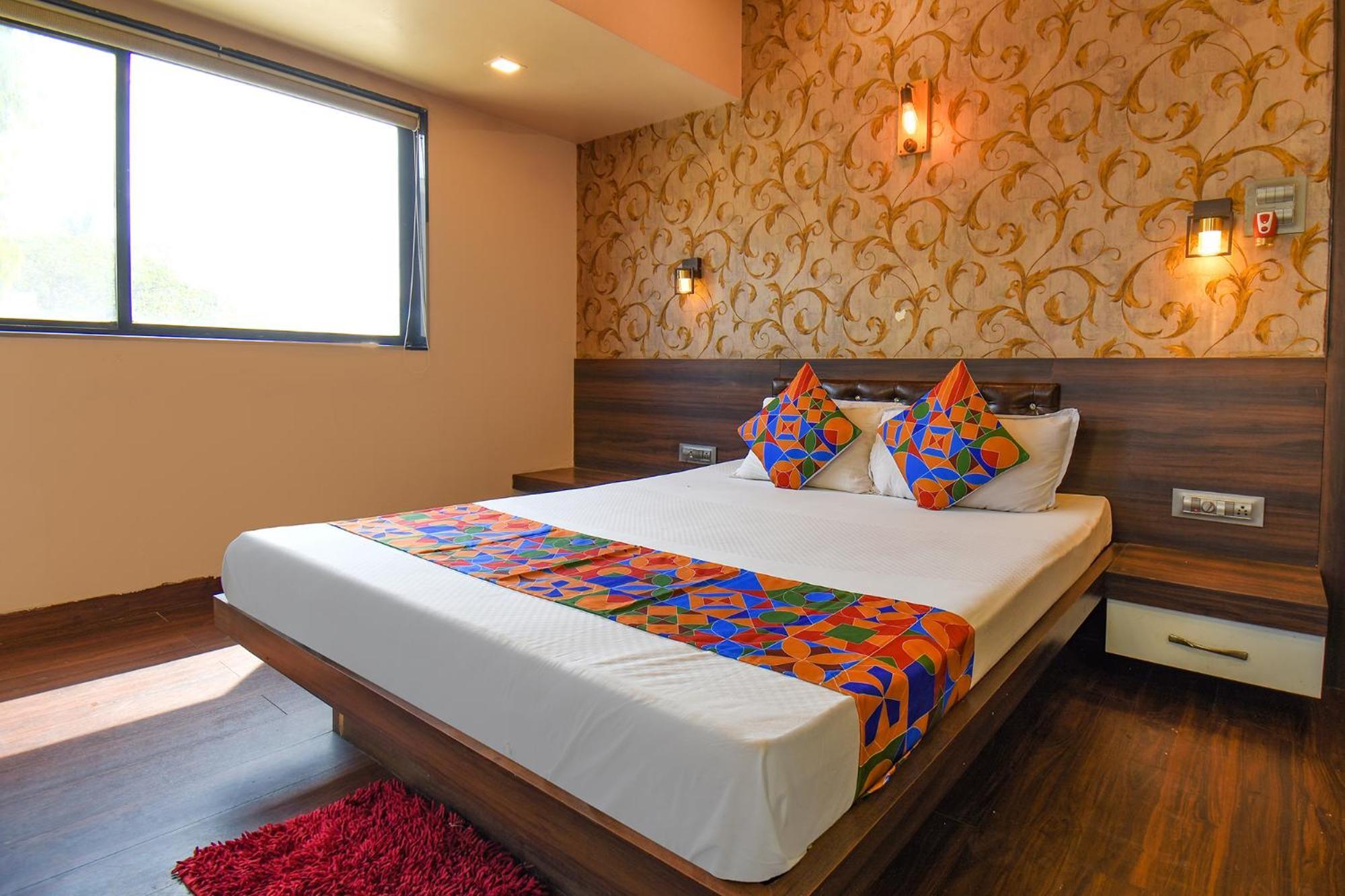 فندق Fabexpress Glory - Nr Skywalk Bridge Pimpri-Chinchwad المظهر الخارجي الصورة