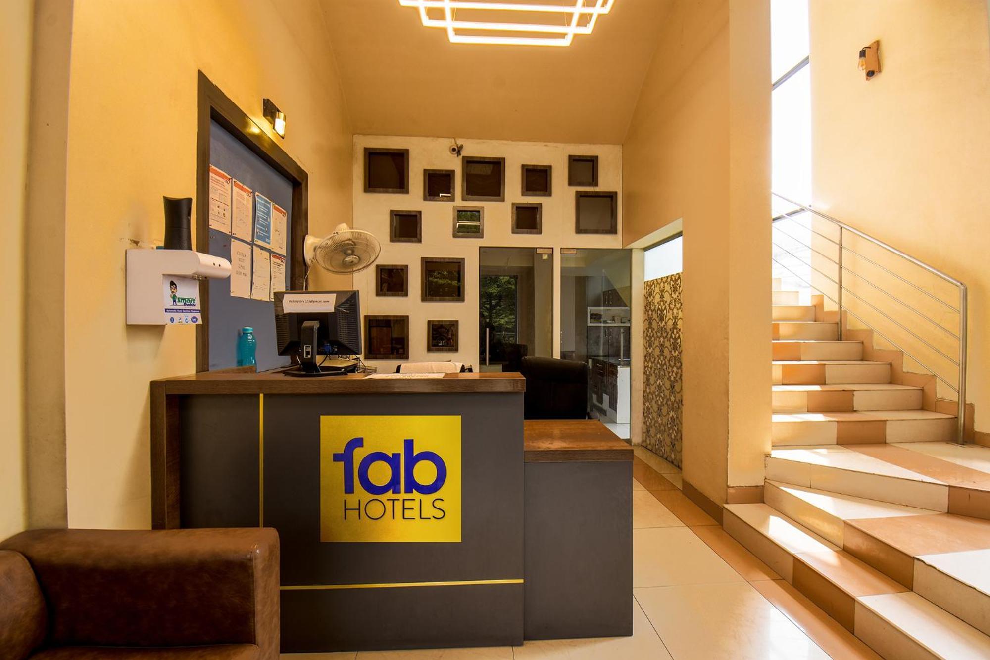 فندق Fabexpress Glory - Nr Skywalk Bridge Pimpri-Chinchwad المظهر الخارجي الصورة